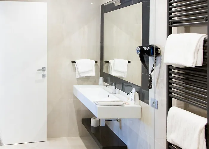 Eurogarden Hotel 3*